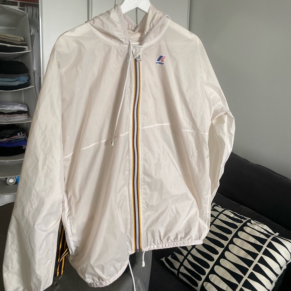 White Kway - Picture 2 of 4